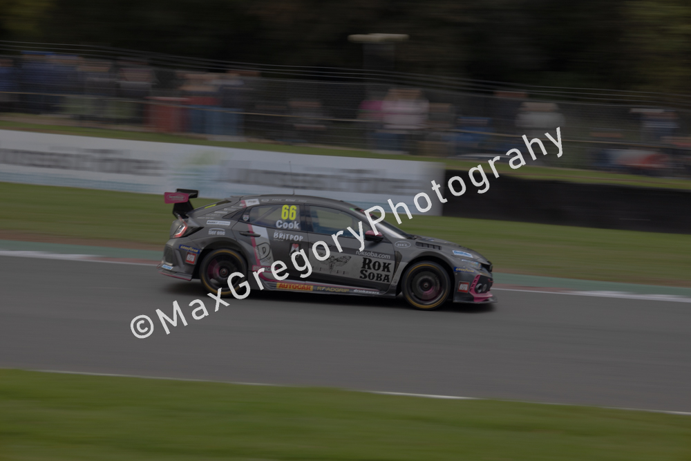 Brands Hatch BTCC 21' 9